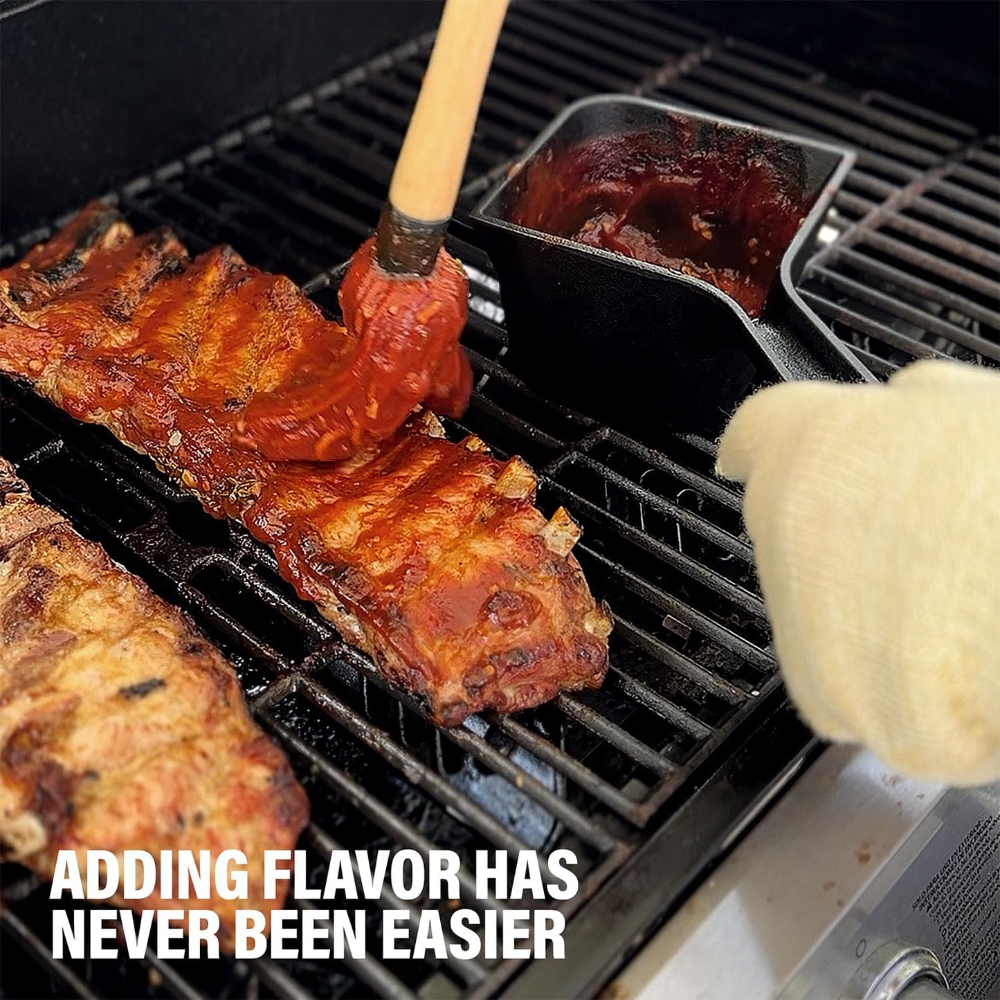 Cast Iron Basting Pot and BBQ Mop Brush - BBQ Basting Set with Saucepan and Brush for Meat Smoker, Grill and Stove - BBQ Meat Smoker Accessories Gift for Men, 24 Oz