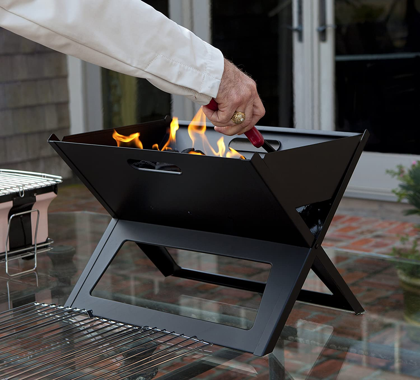 60508 Notebook BBQ Grill Instant Foldable and Easy Portability - Charcoal Grill